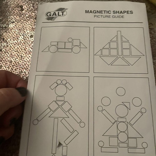 Magnetic Shapes Galt with metal board and 42 magnets new