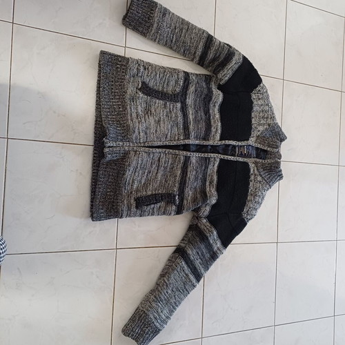 Knitted cardigan used, size M, black and grey