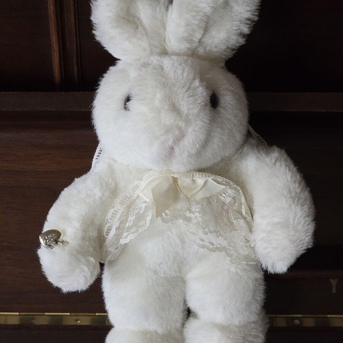 El Greco rare collectible bunny like new, transforms into egg