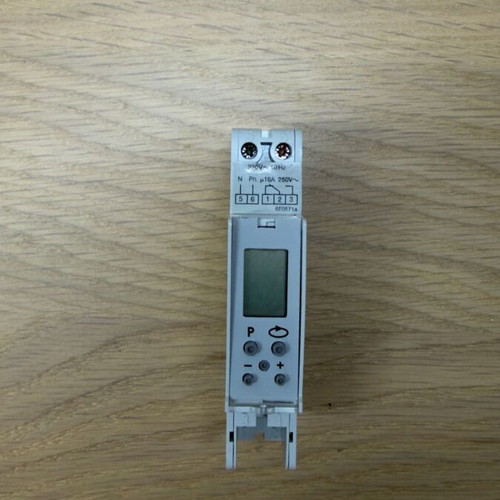 Digital Rail Timer like new