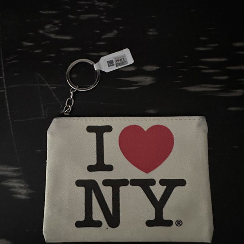 I Love NY Coin Purse new with zipper and keychain
