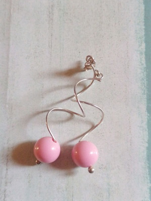Silver 925 earrings with pink bead like new