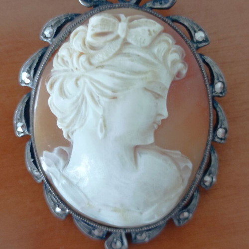 Vintage cameo Sterling Silver brooch and pendant, 5 cm