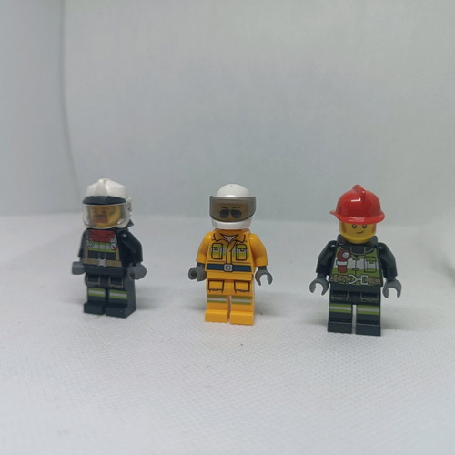 Lego firefighter figures like new, set of 3
