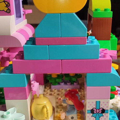Lego Duplo Flo's Café large construction used, 150+ pieces