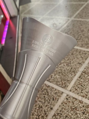 Trophy like new