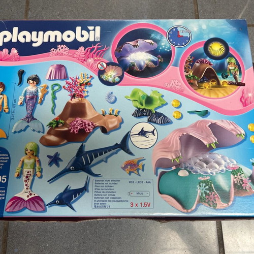 Playmobil Pearl Shell Nightlight used with all pieces