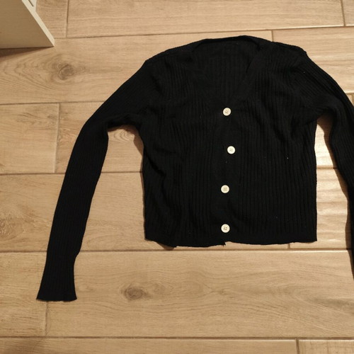 Black ribbed knit cardigan with buttons like new, cropped fit