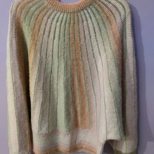 Molly Bracken sweater new, multicolor, size M