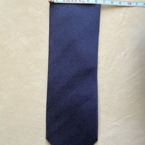 C&A tie new, blue