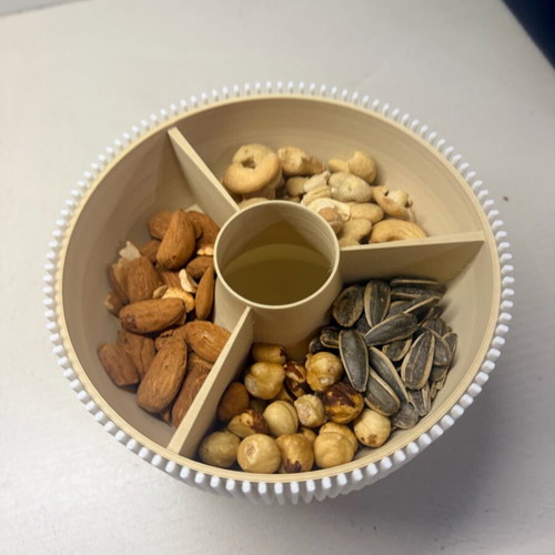 Practical bowl for nuts and seeds like new with lid