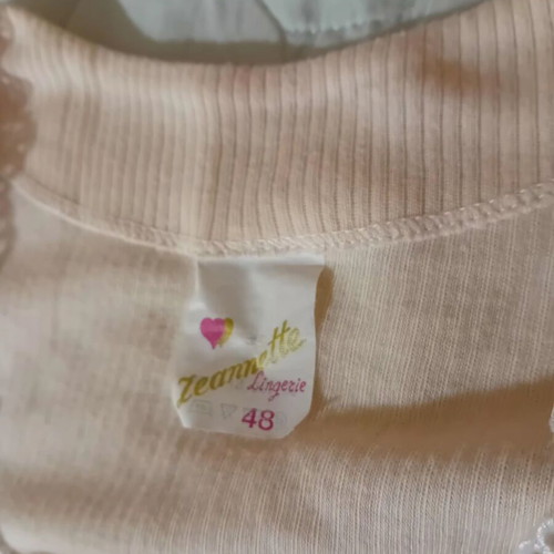 Nightgown Zeanette used, pink beige salmon with white lace