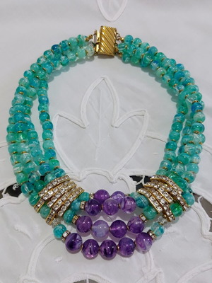 Collectible Necklace 1990 with Synthetic Malachite and Amethyst like new