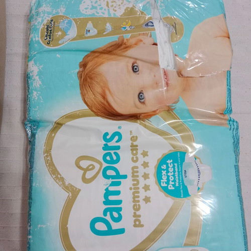 Pampers Premium Care No 4 pack of 68 like new