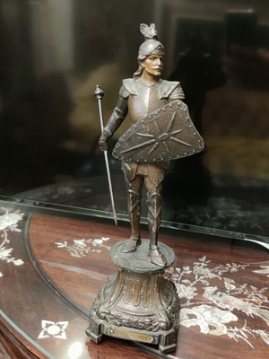 Warrior sculpture used metal height 28 cm