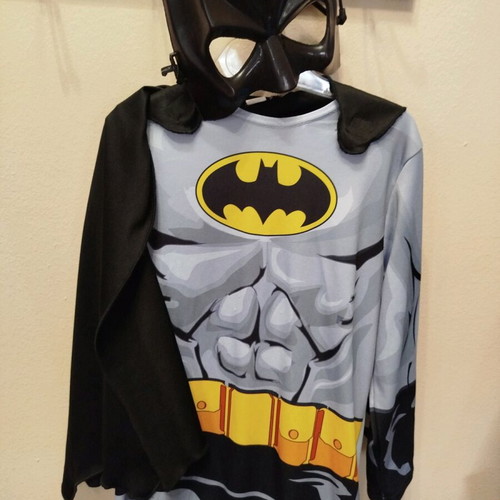 Batman costume used with 2 masks, size 110-116 cm