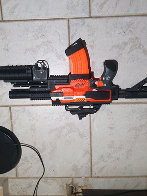 Nerf Stryfe with MODS like new, improved accuracy and power