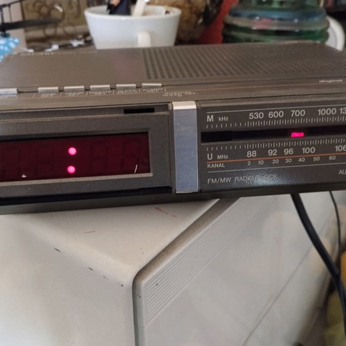Nordmende Digital Clock 1522 vintage radio clock used