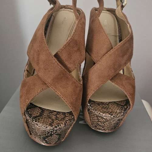 Migato brown suede platform sandals size 37, like new