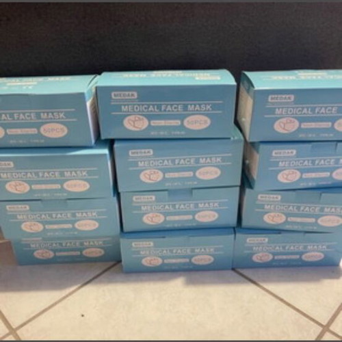 Medical face masks new, pack of 12 boxes with 50 pcs each