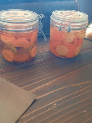 Decorative candles like new, set of two