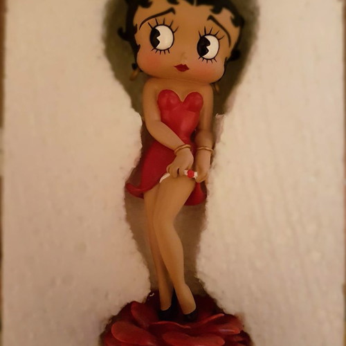 Betty Boop Electric Tiki collectible figure new