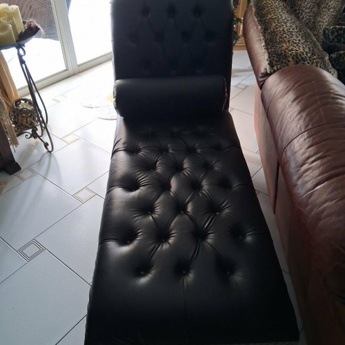 Recliner chaise lounge new, black leatherette, vintage style