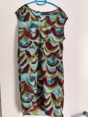 Summer dress colorful size S like new, polyester, with pockets