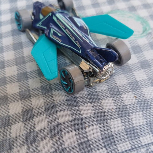 Hot Wheels Airuption 2017 used with slightly bent rear axle