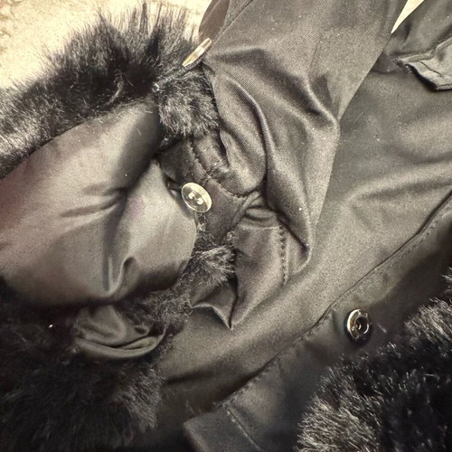 Black jacket used with removable fur lining and adjustable waist size S