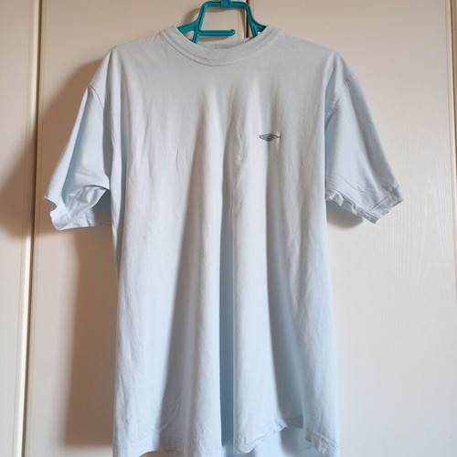 Umbro short-sleeve turquoise t-shirt like new, sizes S and M