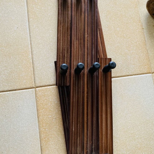 Wooden wall hanger harmonica style with 10 hooks, new