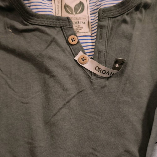 Cotton t-shirts used, pack of 3, size M, black and green