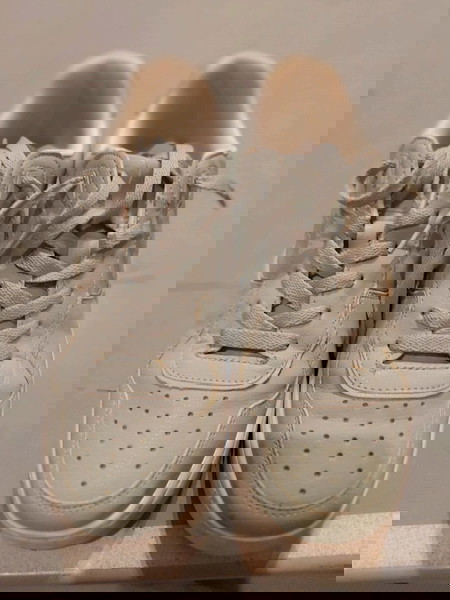 sneakers γυναικεία stradivarius