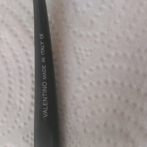 Valentino sunglasses authentic like new, black