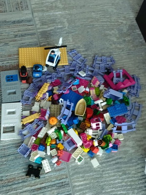 Lego Duplo Hello Kitty train and more like new