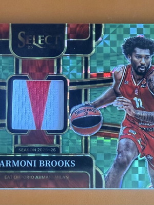 2025-26 Panini Select EuroLeague Armoni Brooks Select Threads Green 1/5