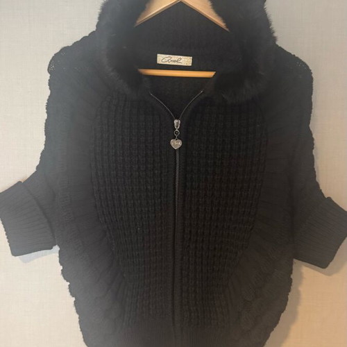 Knitted cardigan with natural fur Axel like new, black, size L
