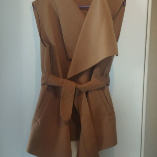 Women's vest one size like new, beige and brown, made in Italy