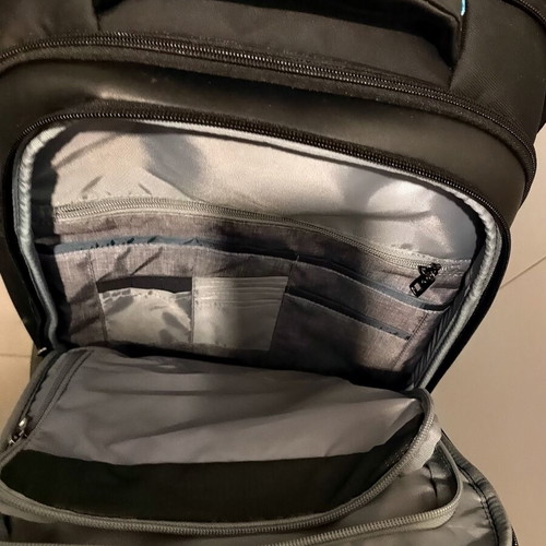 Samsonite Spectrolite 3.0 professional backpack with USB port, black