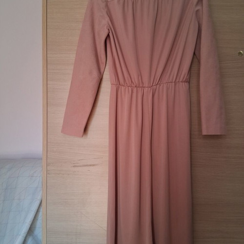 Pink onesie with velvet detail like new, sizes S/M
