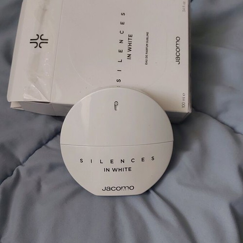 Silences in white by Jacomo women's perfume 100ml EDP like new