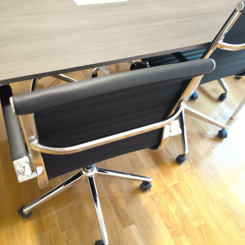 Nova Conference Table 200x122x75cm and 6 chairs like new, dark brown