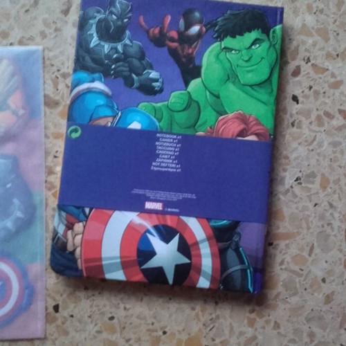 Marvel school bag new with accessories