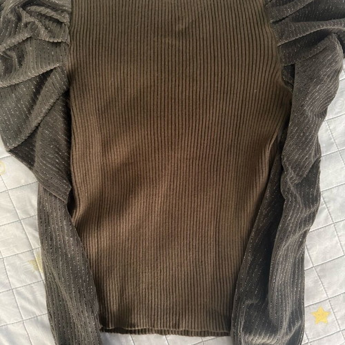 Women's ribbed blouse like new, unique brown and green pullover