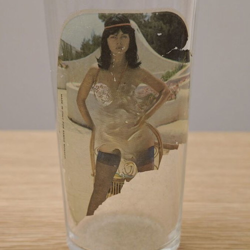 Vintage water glasses used, set of four pin-up 70's
