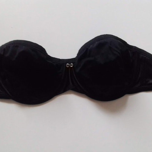 strapless bra with silicone 90B