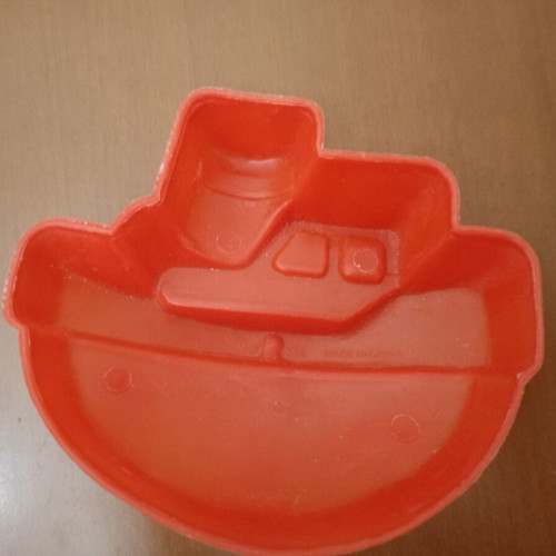 Children's Sand and Bath Molds Set of 5 Like New