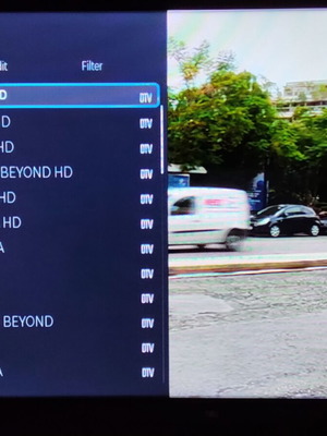 F&U FLS32229 32" Smart TV used