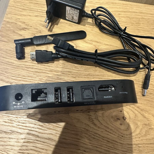 Minix Neo X8-H media player used, Android KitKat 4.4